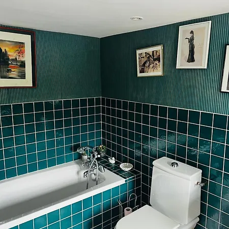 Chateau De La Thibaudiere Bois Savary - Familiale Du Roi فندق مبيت وإفطار Allonnes (Maine-et-Loire)