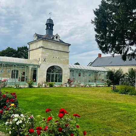 Chateau De La Thibaudiere Bois Savary - Familiale Du Roi 3*