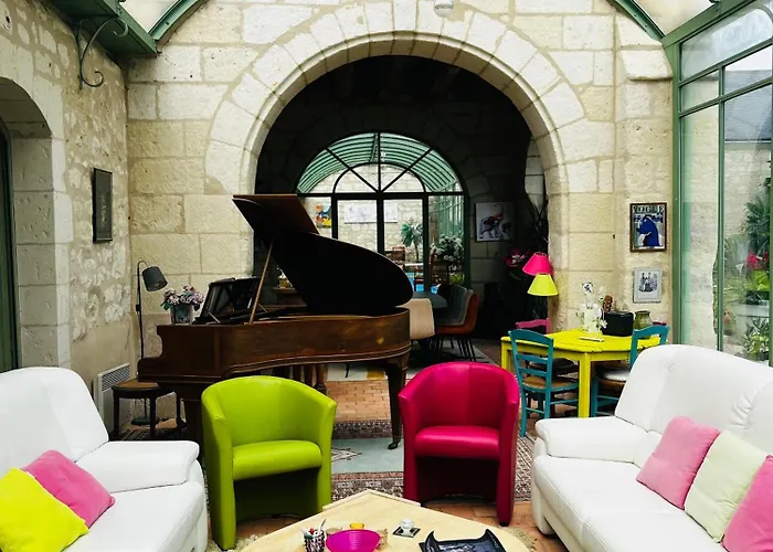 Bed & Breakfast Château De La Thibaudière Bois Savary - Familiale Du Roi